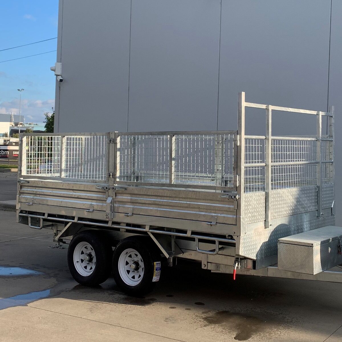 Trailer Cage - 14x7x2 42m x 21m x 06m
