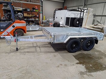 8x5 Box Tandem Trailer 2000kg ATM