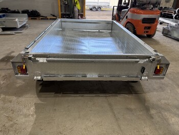 8x5 Box Tandem Trailer 2000kg ATM